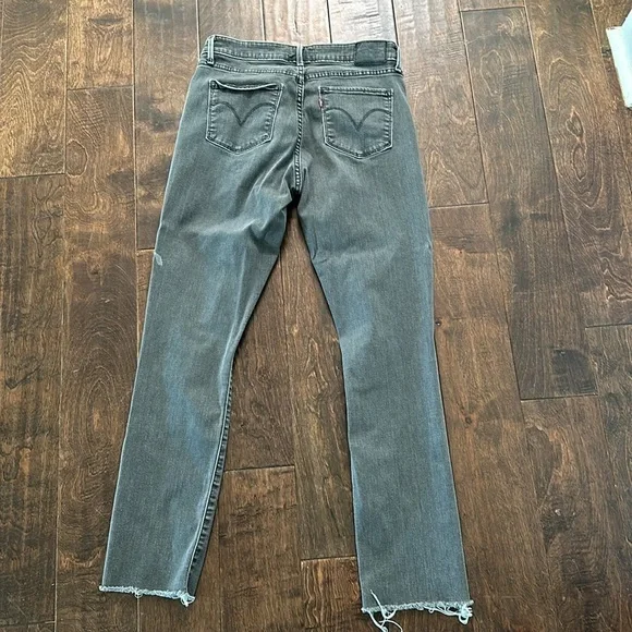 Levi’s Classic Mid-rise Skinny Jeans Size 12 EUC - Picture 4 of 6
